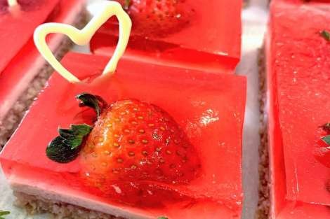 Review img # 6 of the yacht ALLURE 64