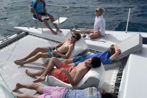 Review img # 30 of the yacht AWATEA