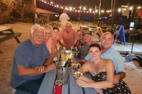 Review img # 25 of the yacht DEVINE SAILING