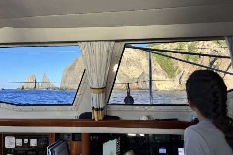 Review img # 53 of the yacht ELVIS MAGIC