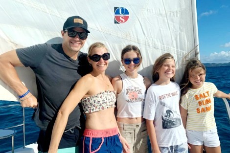 Review img # 21 of the yacht Groovy