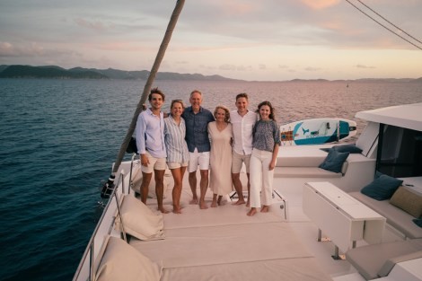 Review img # 6 of the yacht ISLAND KISSES