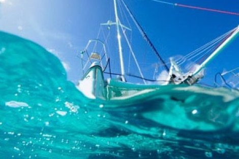 Review img # 31 of the yacht ISOLABLUE