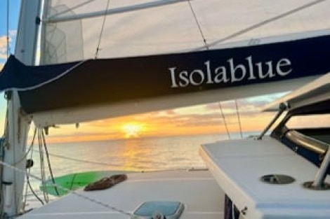Review img # 32 of the yacht ISOLABLUE