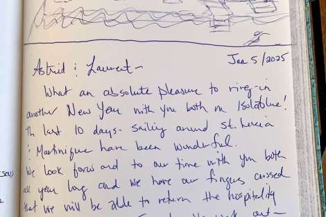 Review img # 19 of the yacht ISOLABLUE