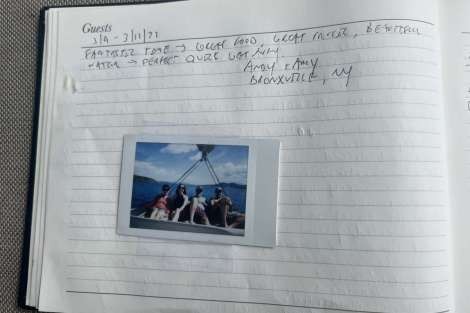 Review img # 8 of the yacht ITHAKA