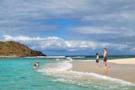 Review img # 31 of the yacht LIQUID ZEN