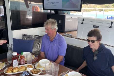 Review img # 111 of the yacht MARE BLU