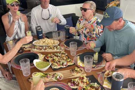 Review img # 107 of the yacht MARE BLU