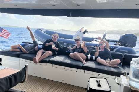 Review img # 99 of the yacht MARE BLU