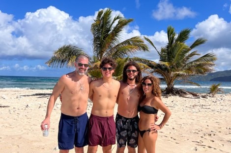 Review img # 94 of the yacht MARE BLU