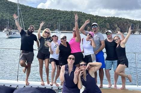 Review img # 88 of the yacht MARE BLU