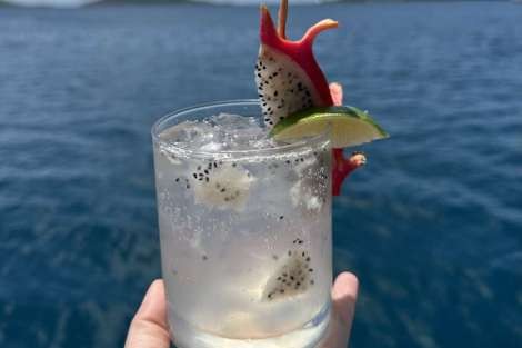 Review img # 47 of the yacht MARE BLU