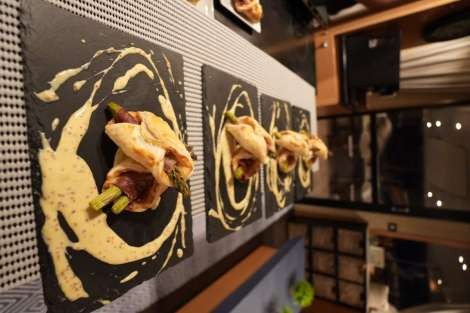 Review img # 23 of the yacht ODYSSEA