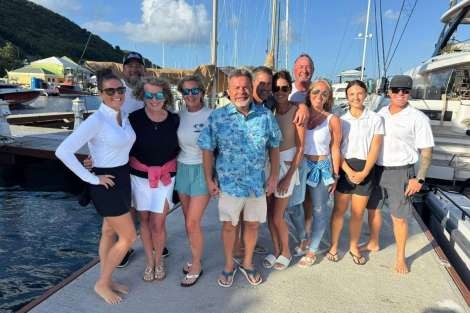 Review img # 1 of the yacht REVERIE