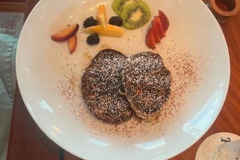 Review img # 4 of the yacht TOP SHELF