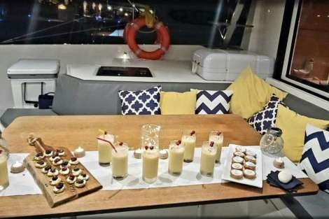 Review img # 4 of the yacht WALK’N ON SUNSHINE